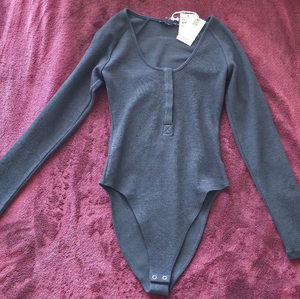 Good American Micro Rib Cotton Bodysuit – Long Sleeve Henley – Black – NWT – M